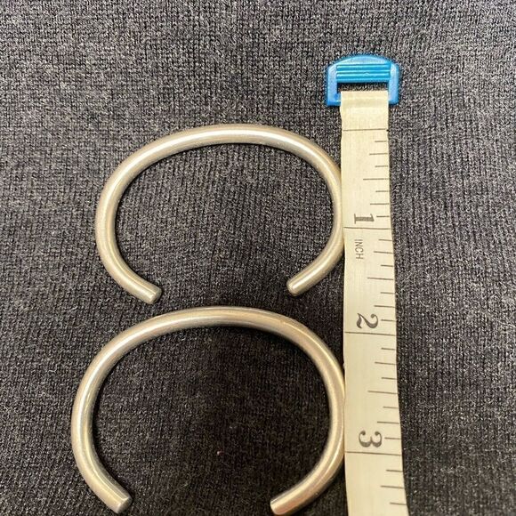 Stainless Steel Unisex Cuff hand forged - Picture 5 of 6